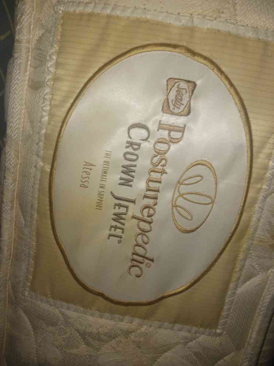 queen mattress and box spring - Pass Christian, Mississippi