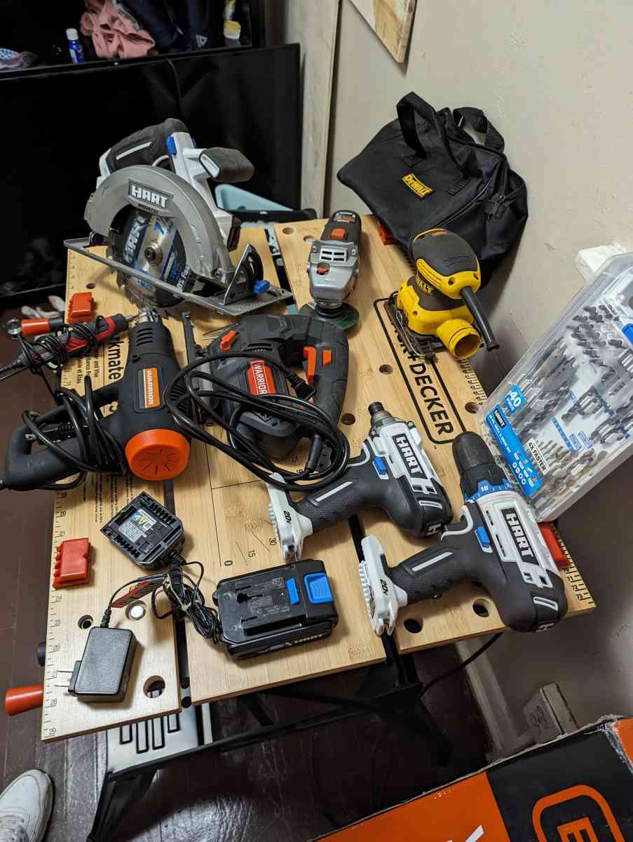 assortment of power tools - Louisville, Kentucky - FleaMarketBay