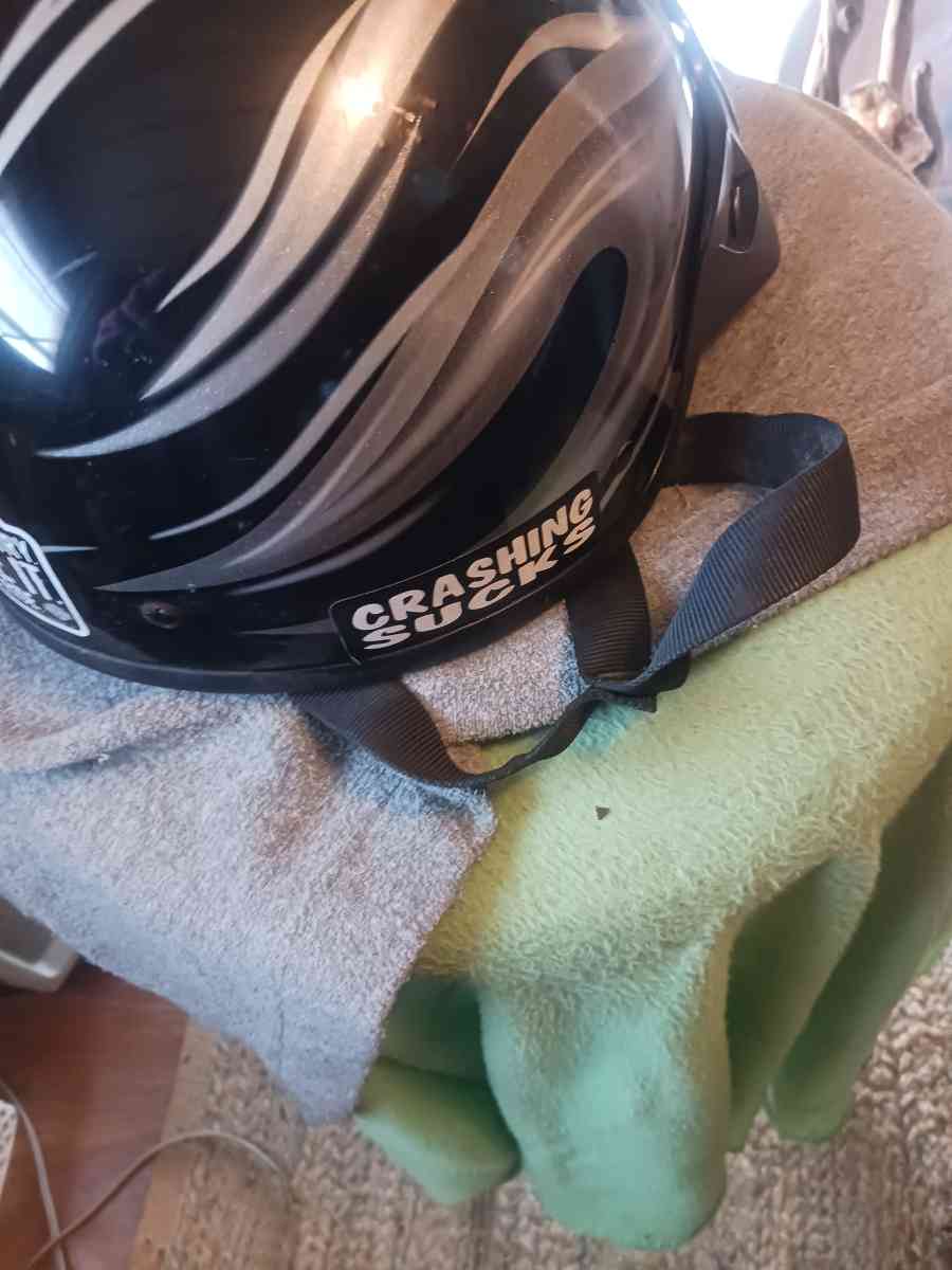 dot helmets - Glenallen, Missouri - FleaMarketBay