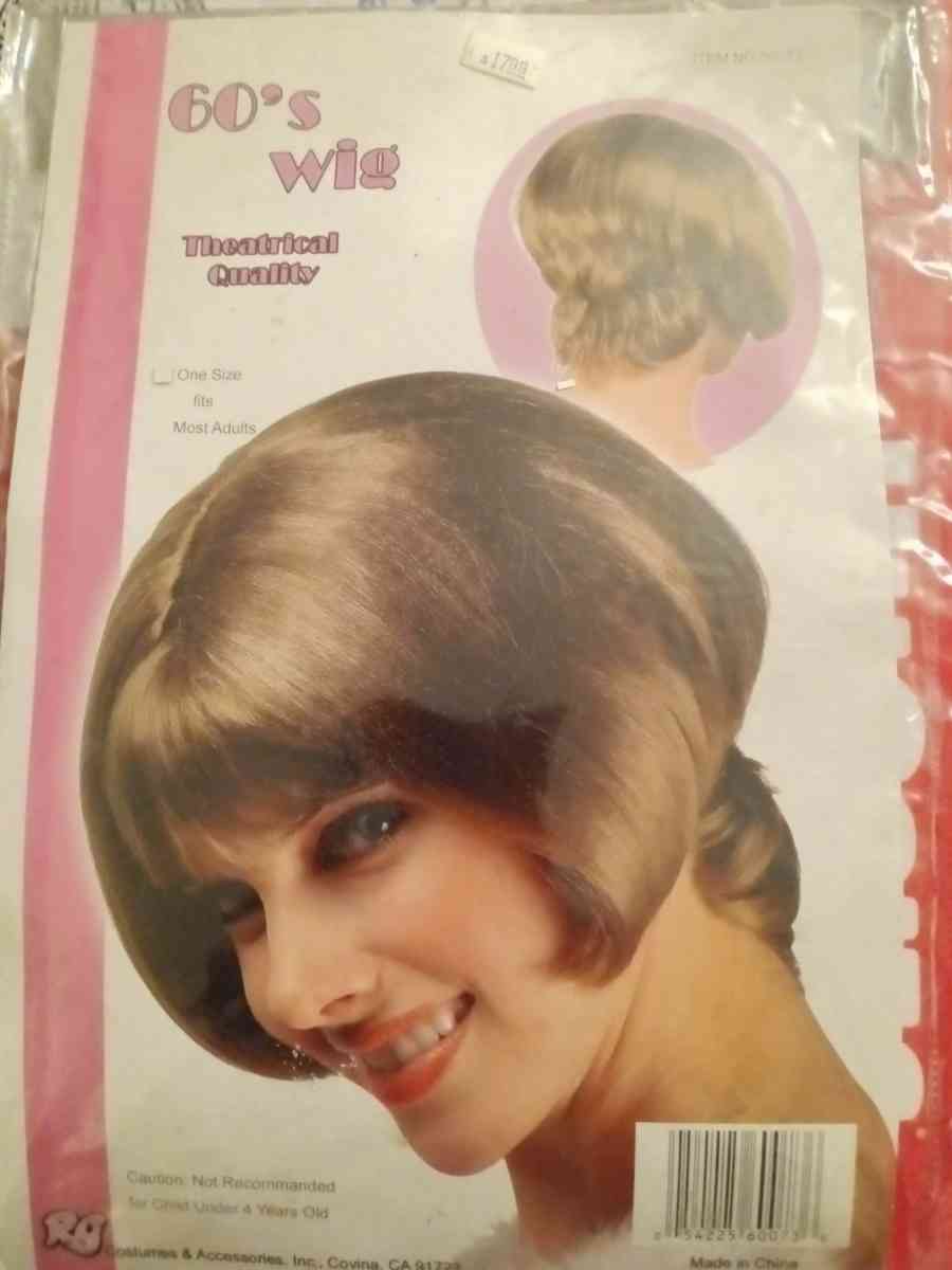 wigs for women - Largo, Florida - FleaMarketBay