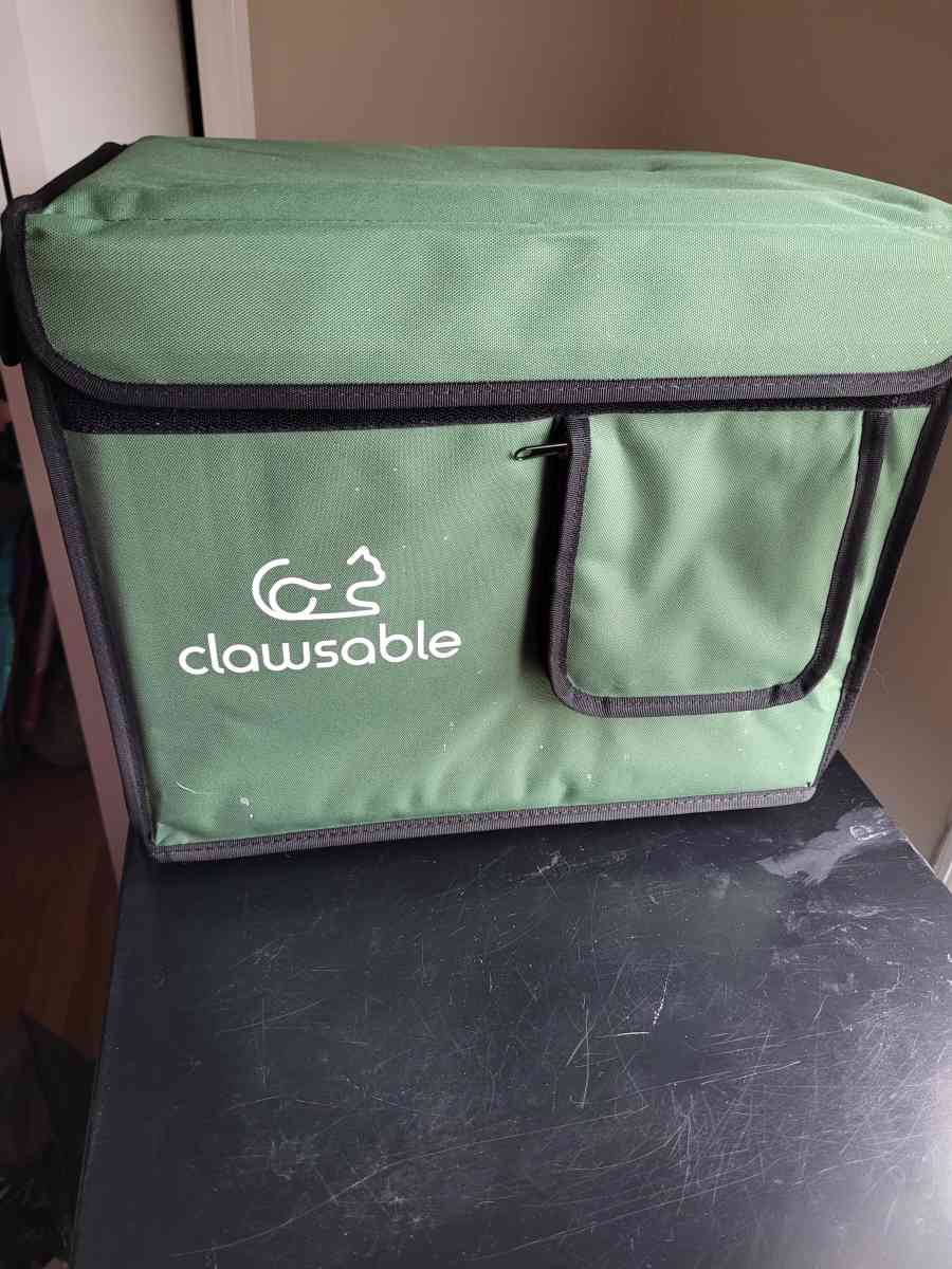 heated cat house - Waynesville, Ohio - FleaMarketBay