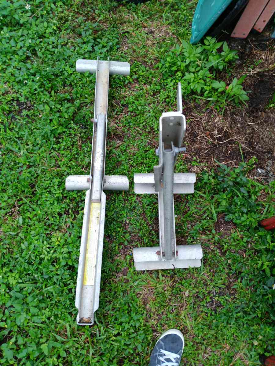 ladder brackets - Hallandale, Florida