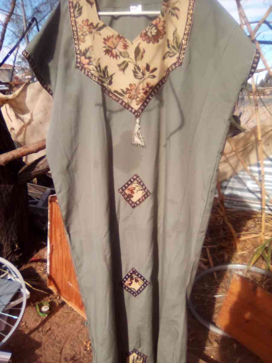 loose fit womens dress - Twentynine Palms, California - FleaMarketBay