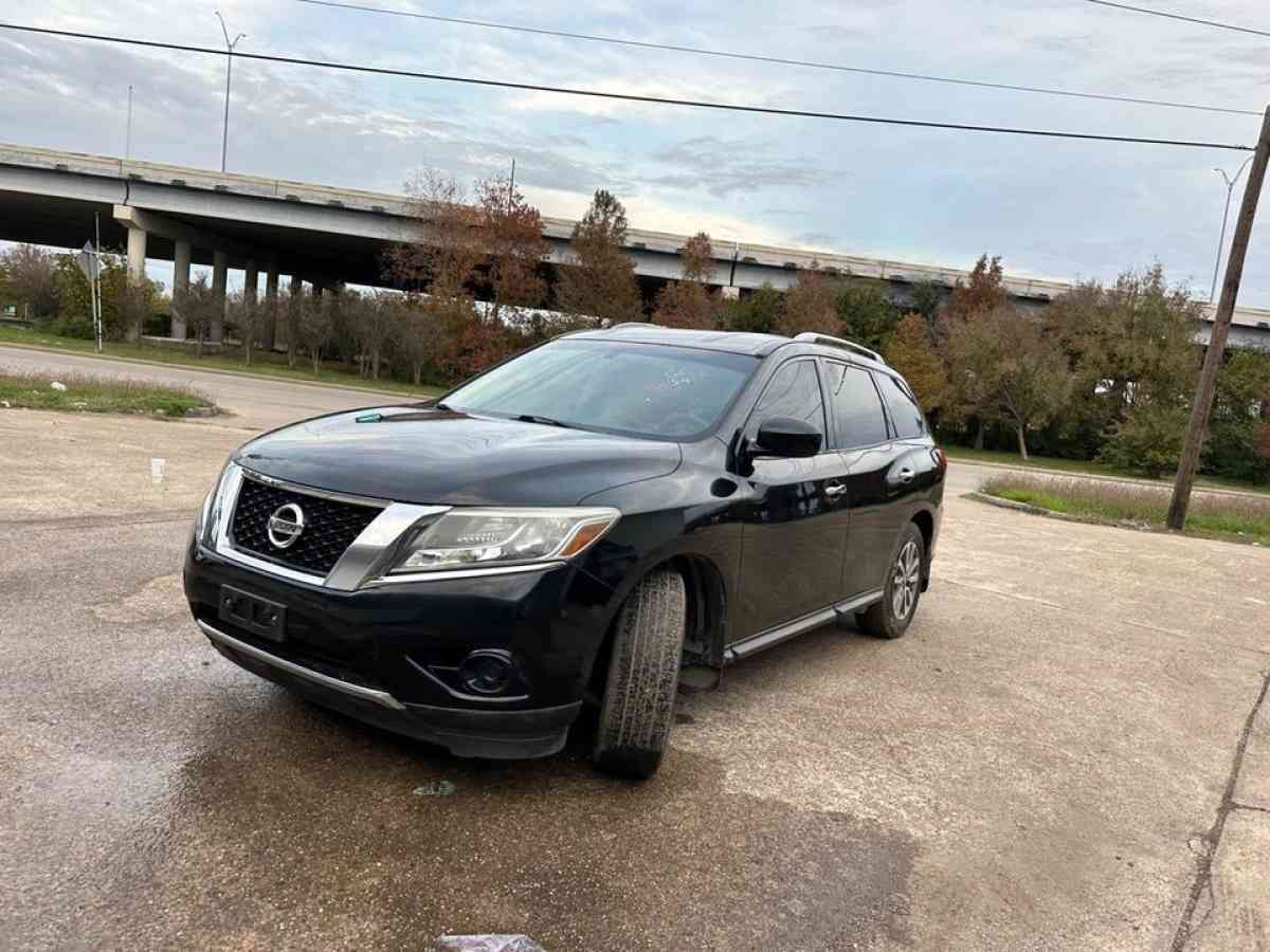 2016 Nissan pathfinder s - Baytown, Texas - FleaMarketBay