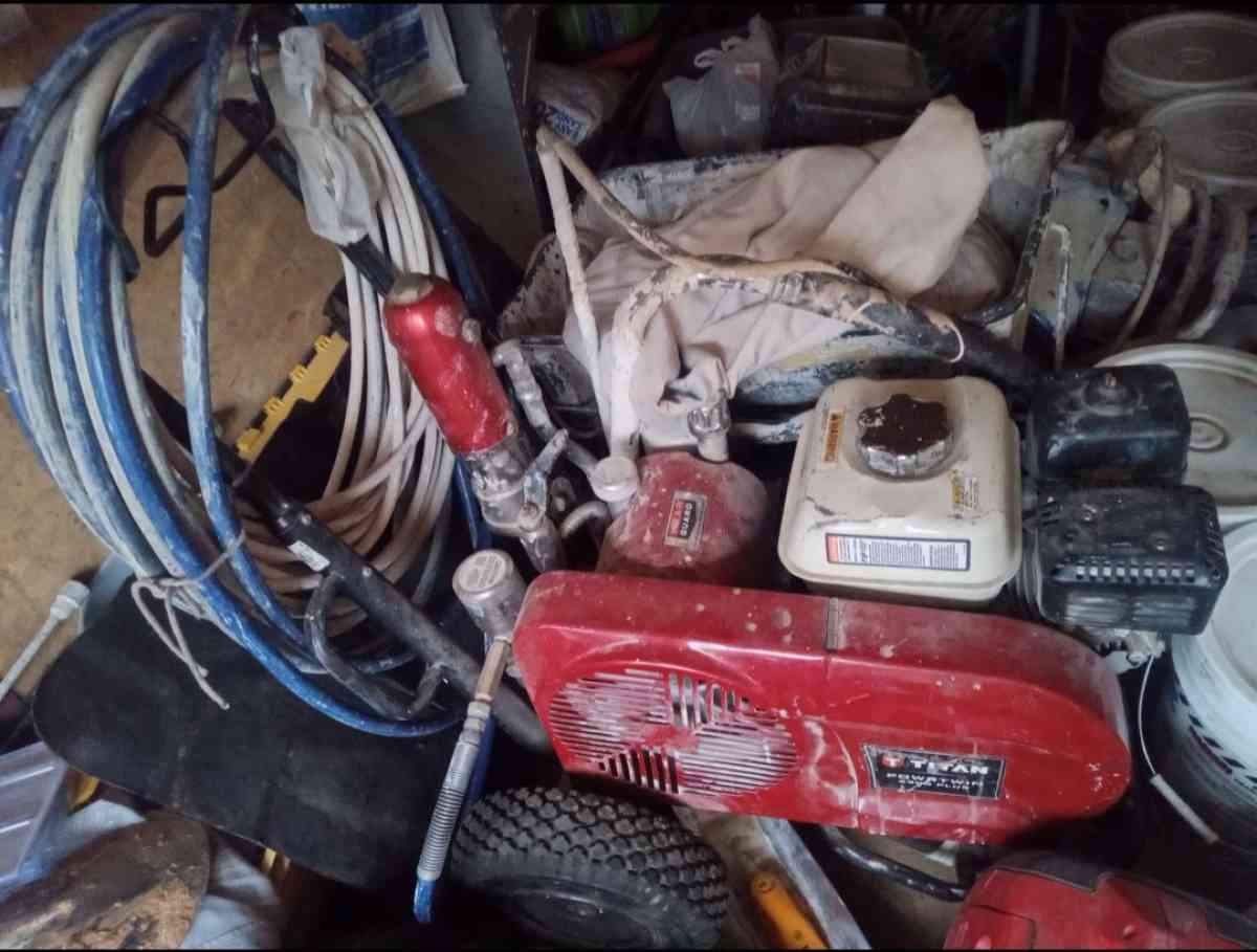 SPRAY MACHINE - Lexington, South Carolina - FleaMarketBay