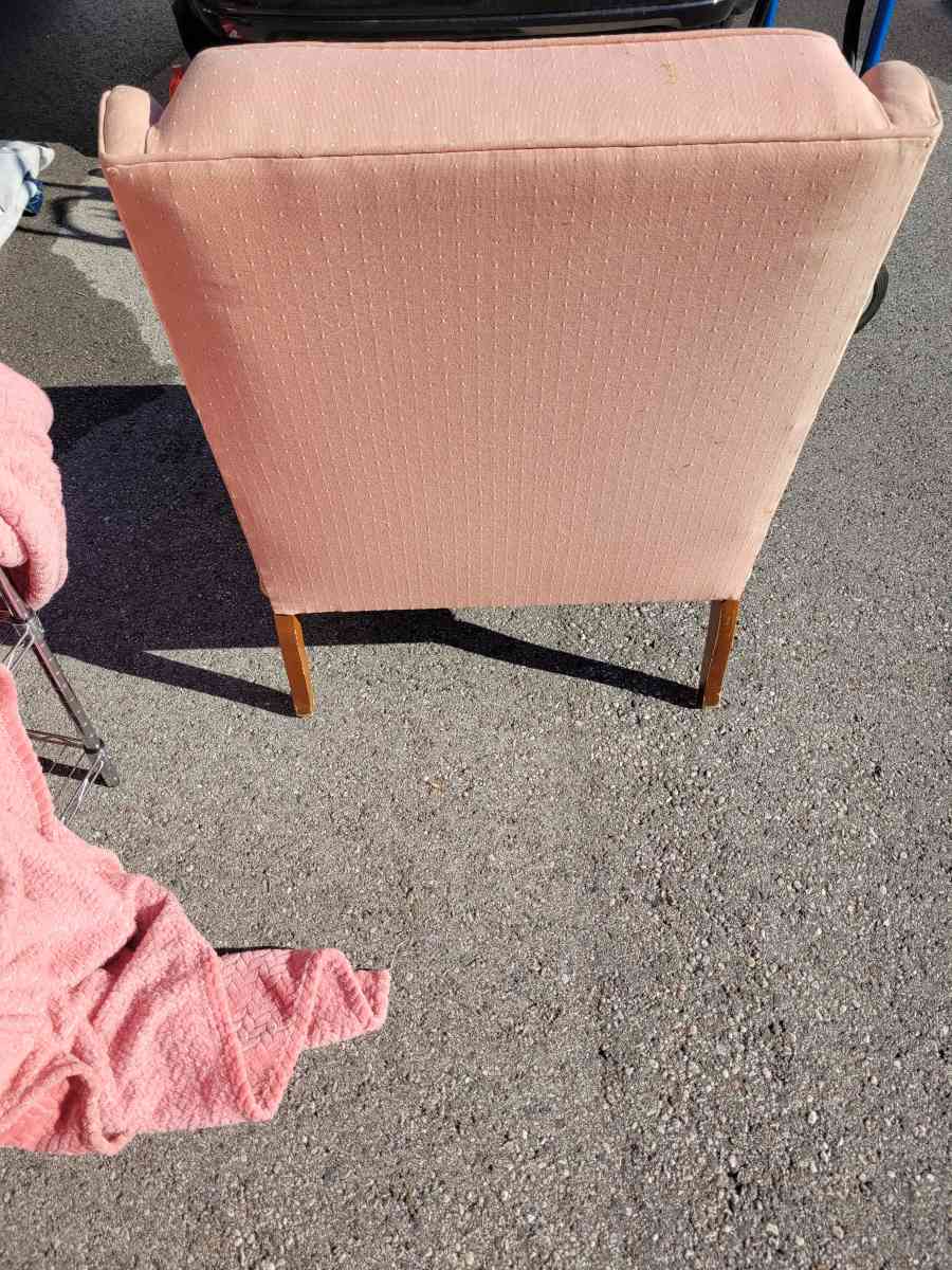 reupholstered wooden chair - Waynesville, Ohio - FleaMarketBay