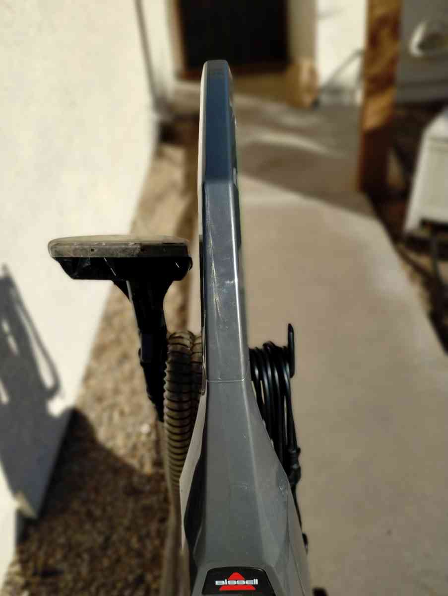 Bissell Carpet Cleaner Shampooer Steam - Peoria, Arizona - FleaMarketBay