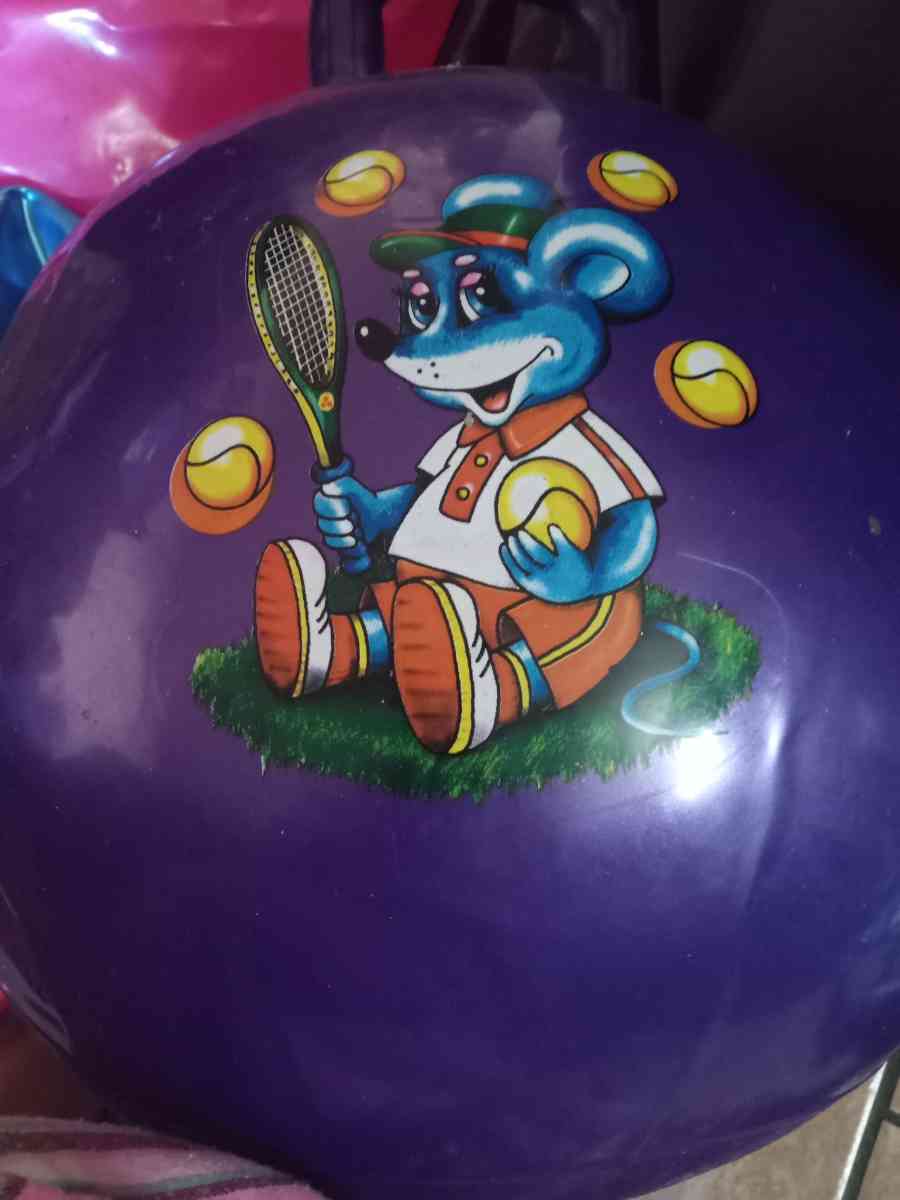 kids bouncy balls - Gastonia, North Carolina - FleaMarketBay