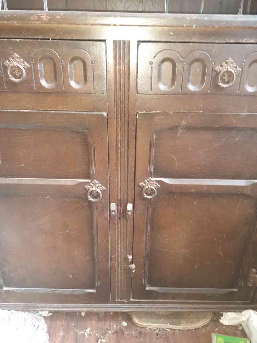 antique hand carved wooden China curio - Conroe, Texas - FleaMarketBay