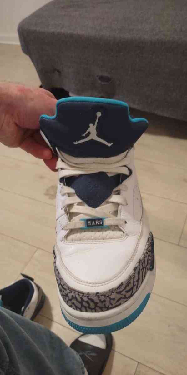 Jordan Retro Son Of Mars - Nashville, Tennessee - FleaMarketBay