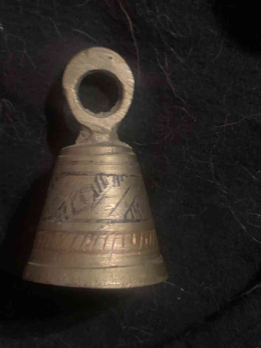 Indian brass bell - Spring Hill, Florida - FleaMarketBay