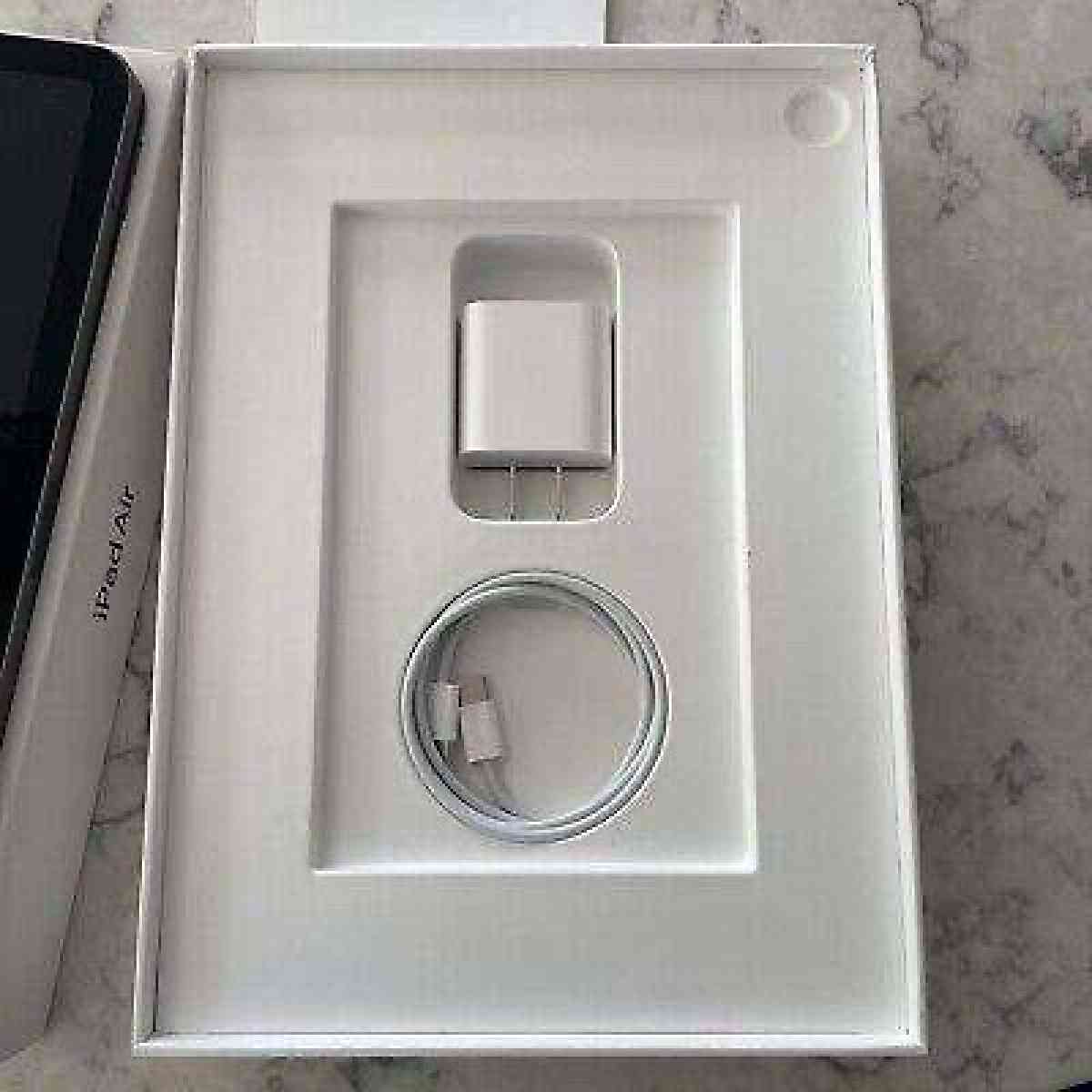 Apple iPad touch - Alicia, Arkansas - FleaMarketBay