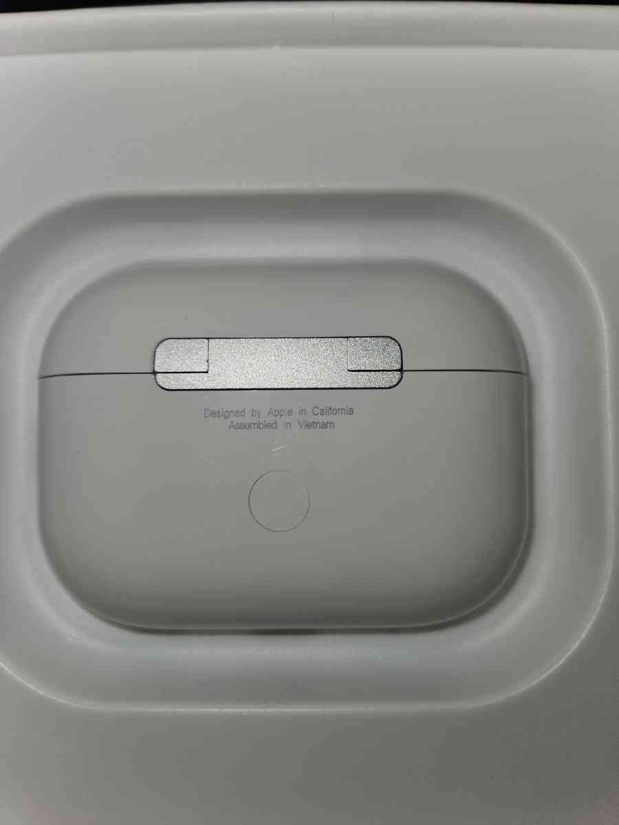 Airpodspro 2nd gen - Fresno, California - FleaMarketBay