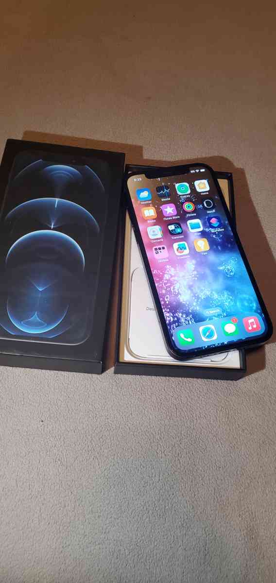 iphone 12 128gb unlocked blac - Belleville, New Jersey - FleaMarketBay