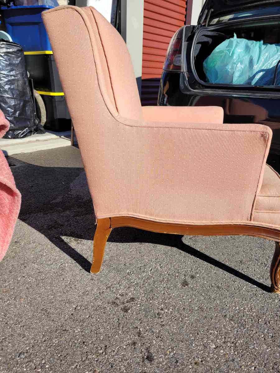 reupholstered wooden chair - Waynesville, Ohio - FleaMarketBay