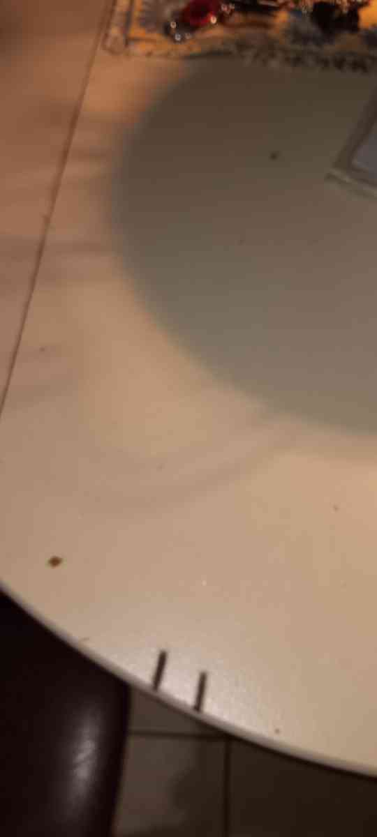 old table - Knoxville, Tennessee - FleaMarketBay