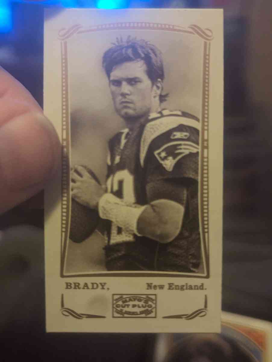Tom Brady mini card will make deals - Clinton, Maine