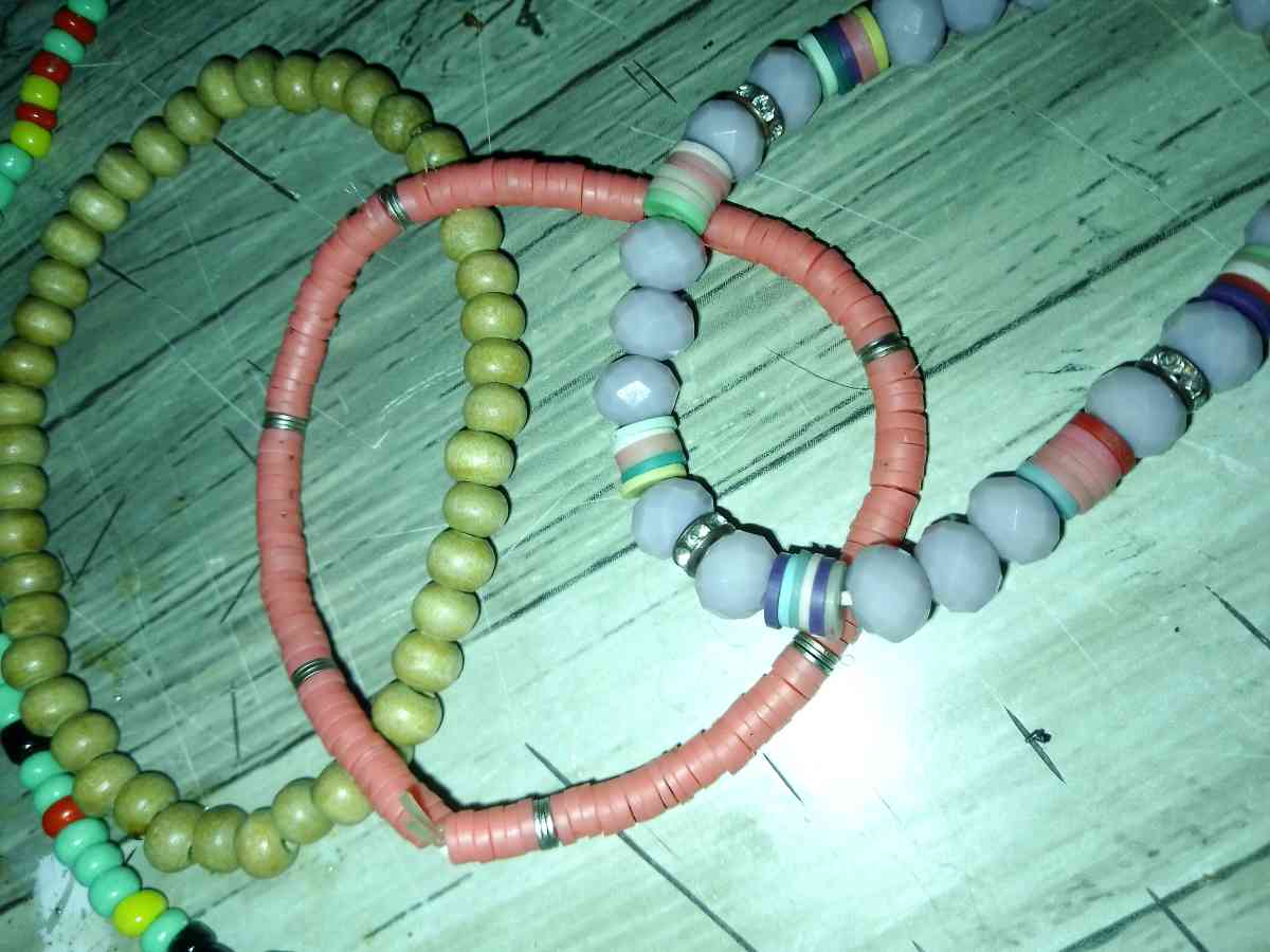 Beaded Jewlery - Los Angeles, California - FleaMarketBay