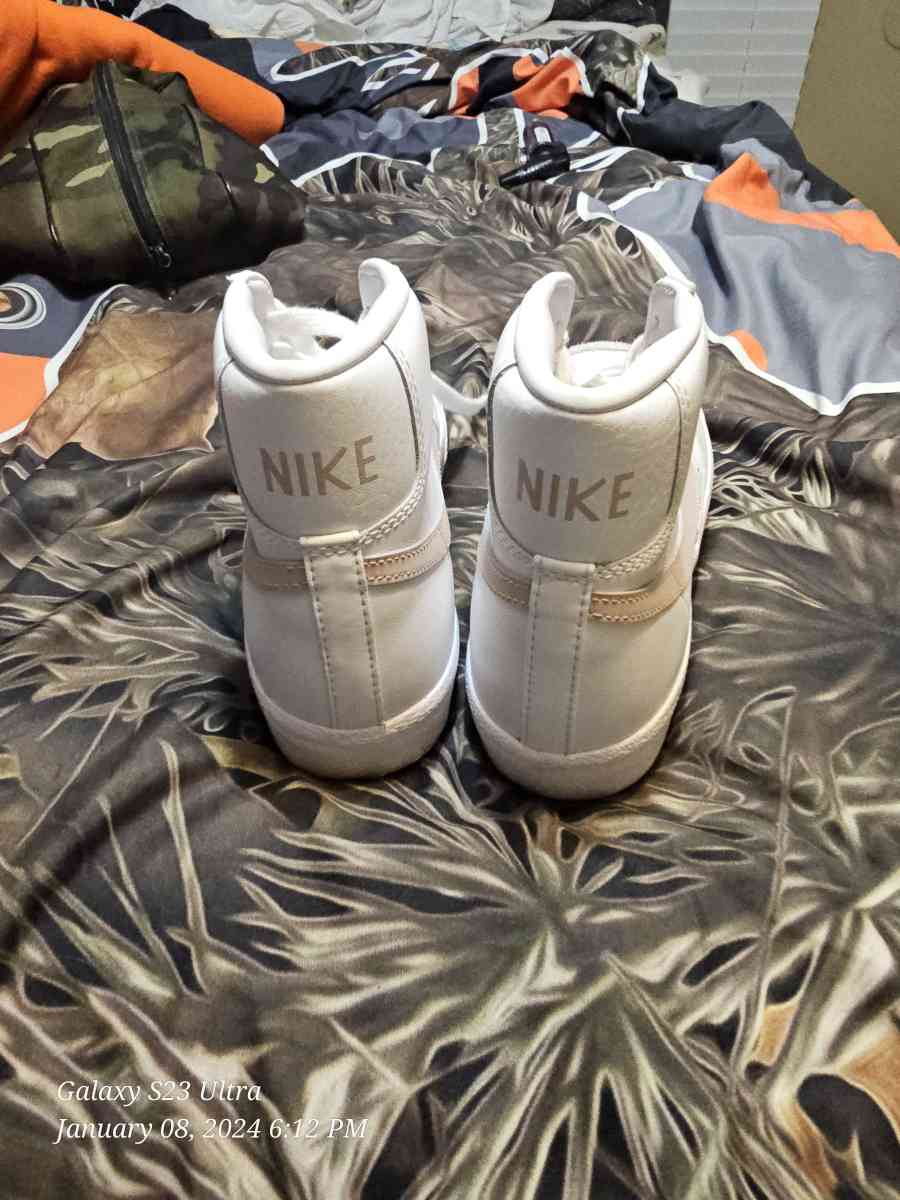 Nike Blazzers - Troy, Alabama - FleaMarketBay