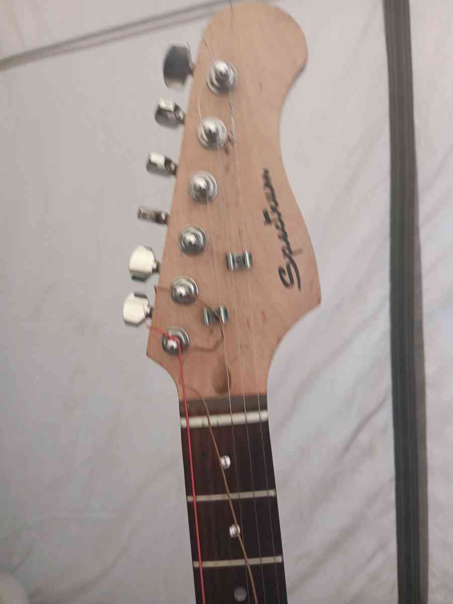 gutiars - Galion, Ohio - FleaMarketBay