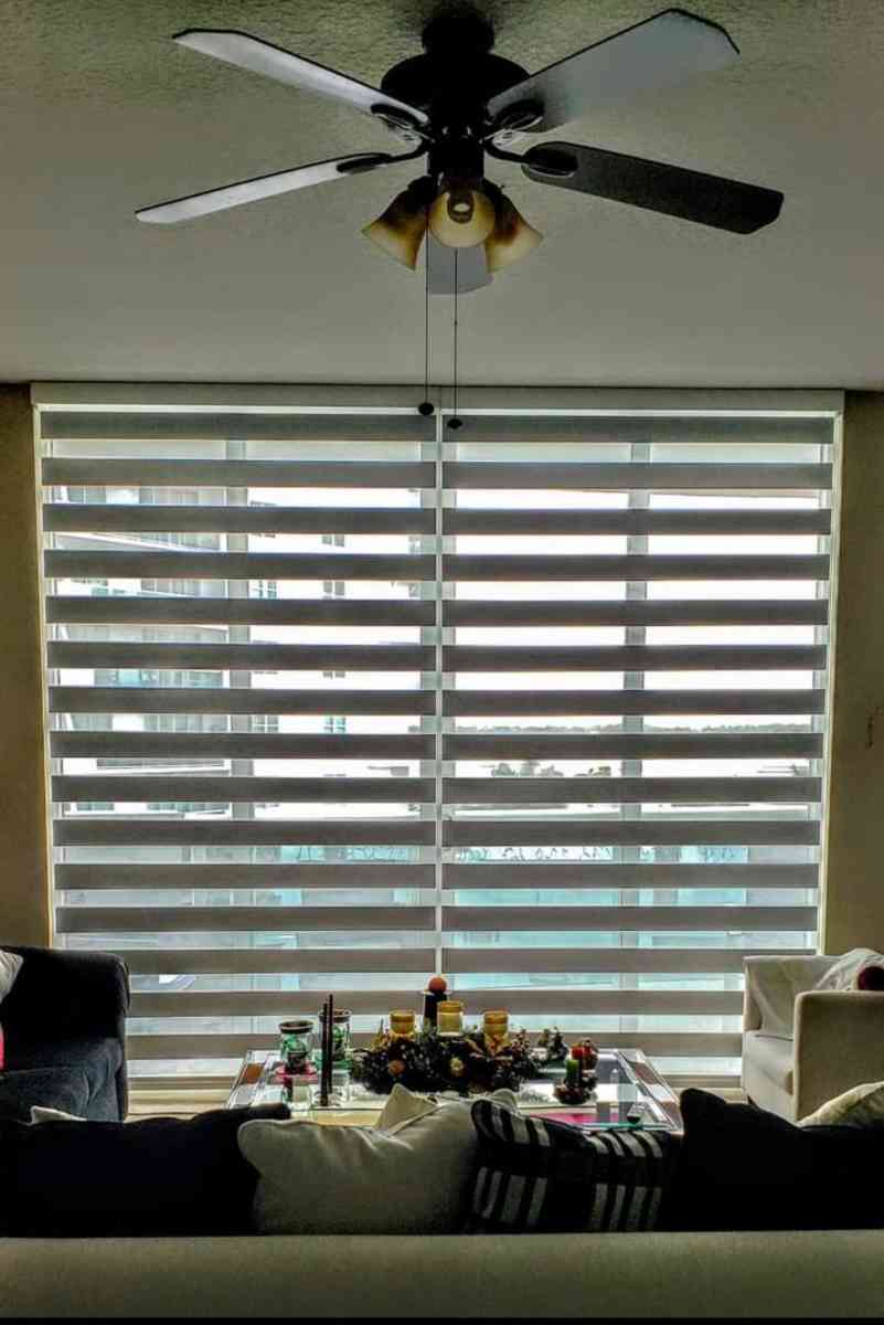 zebra Shades o Roller shades screen and blackout en especial - Miami, Florida - FleaMarketBay