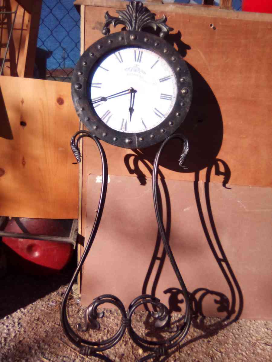 home and garden decor 20 bucks each - Twentynine Palms, California - FleaMarketBay