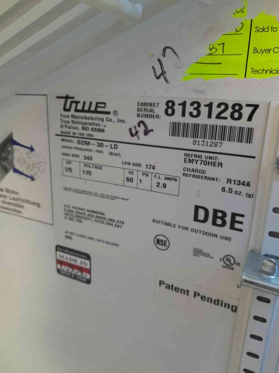 COOLER EXCELLENT CONDITION 8 YERS OLD IVE RECHECK WORKING - Alpine, Arizona - FleaMarketBay