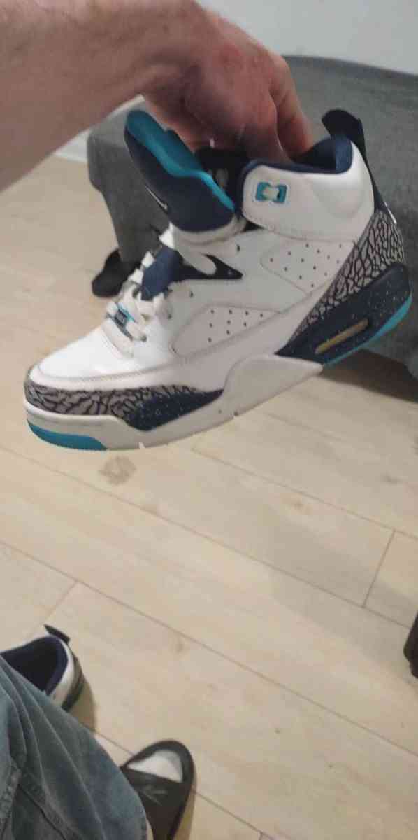 Jordan Retro Son Of Mars - Nashville, Tennessee - FleaMarketBay