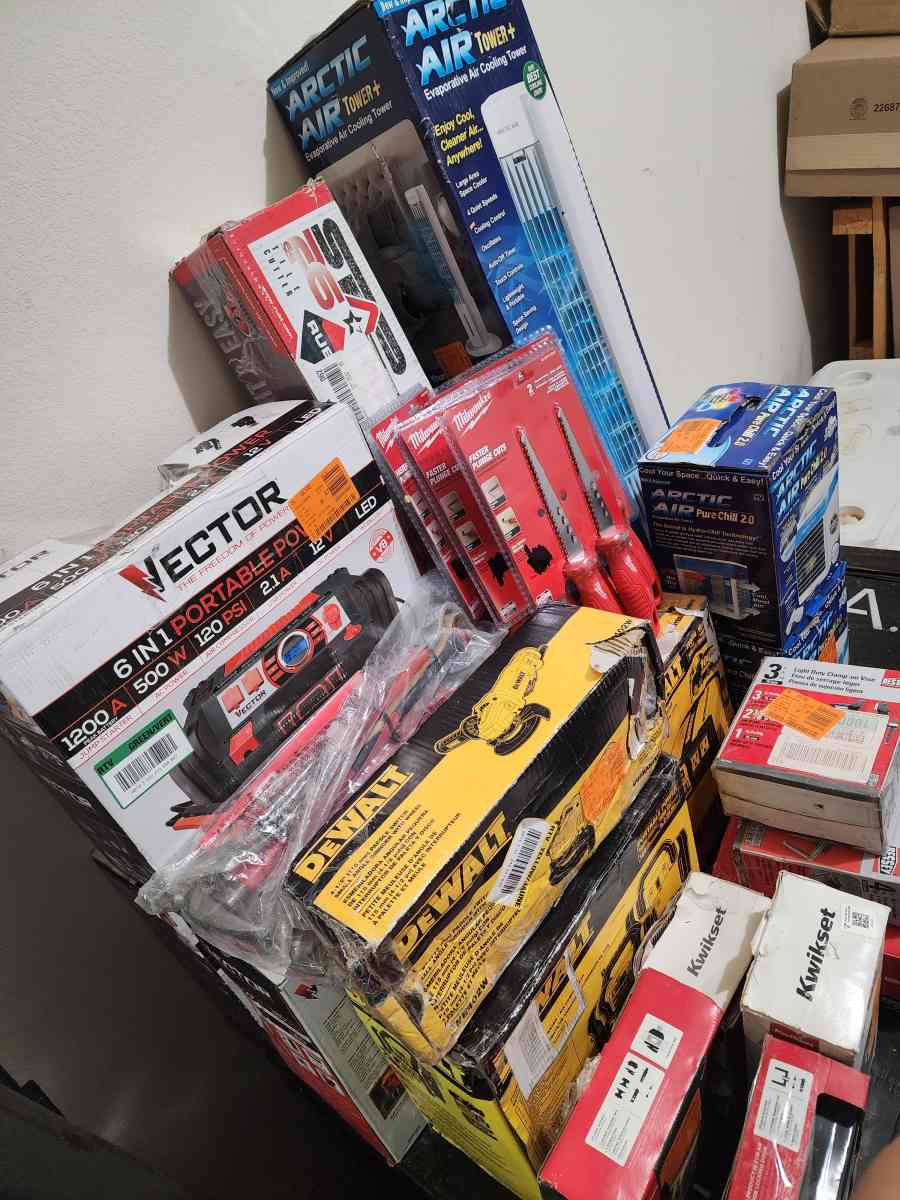 bundle tools and more - Las Vegas, Nevada - FleaMarketBay