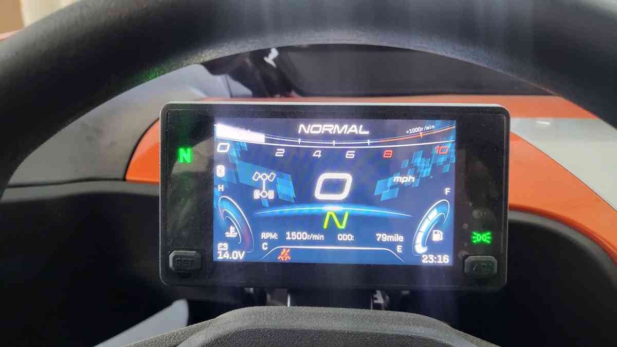 cf moto z950 utv with 79 miles - Beaver, West Virginia - FleaMarketBay