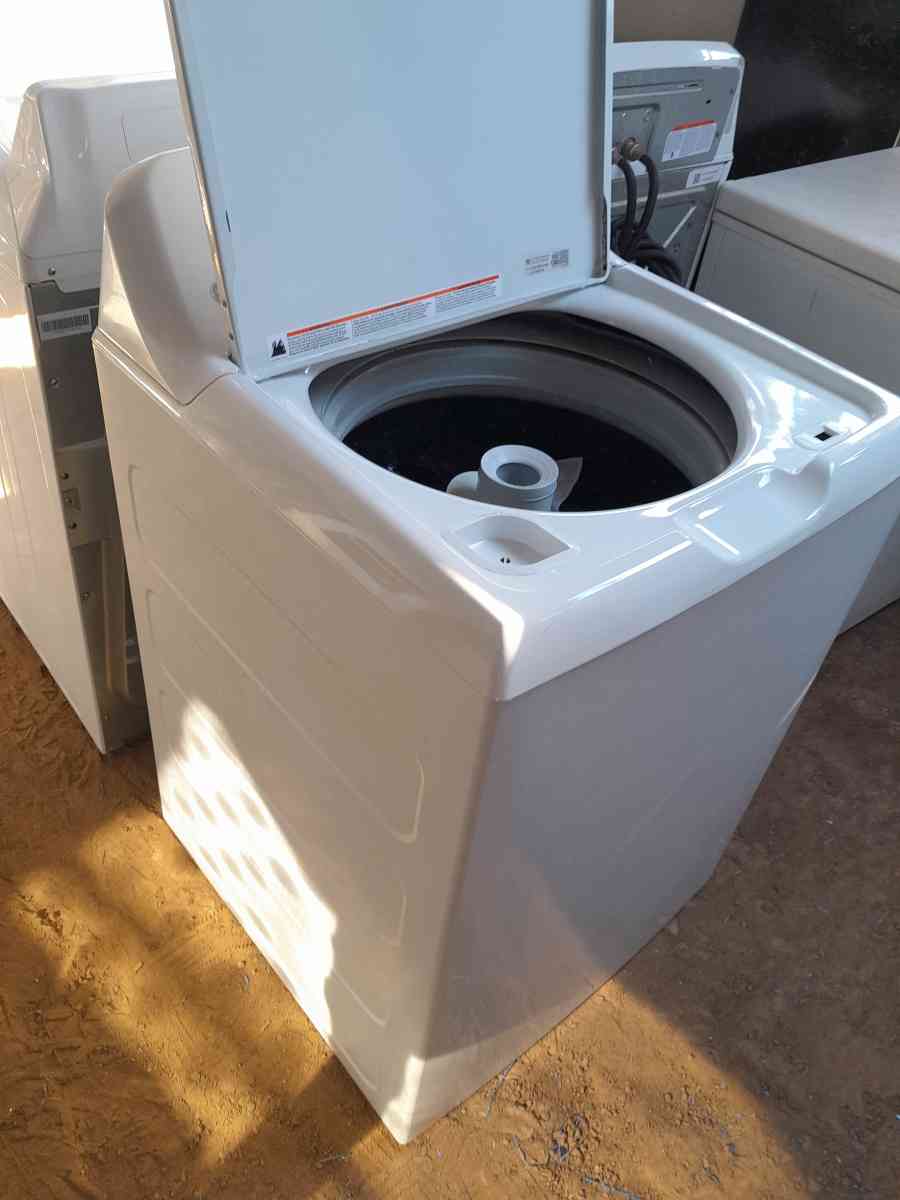 WASHER GENERAL ELECTRIC WHITE ON WHITE JUST LIKE BRAND NEW - Alpine, Arizona - FleaMarketBay