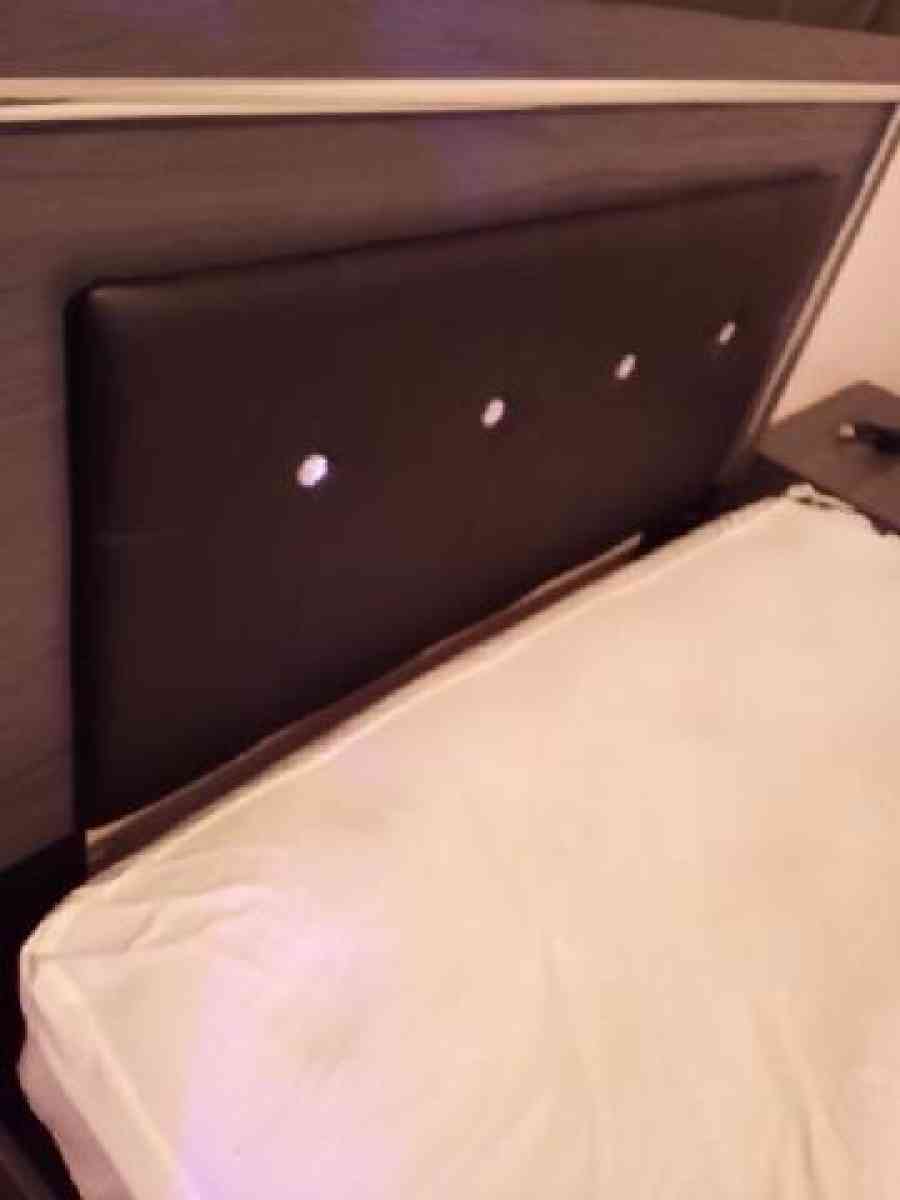 3 piece bedroom set - North Las Vegas, Nevada - FleaMarketBay