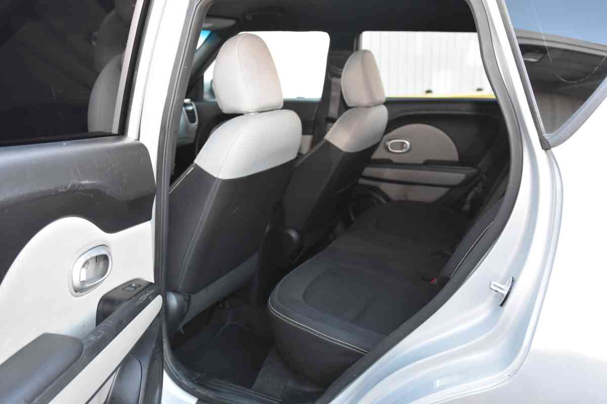 2016  Kia Soul Wagan - Baytown, Texas - FleaMarketBay