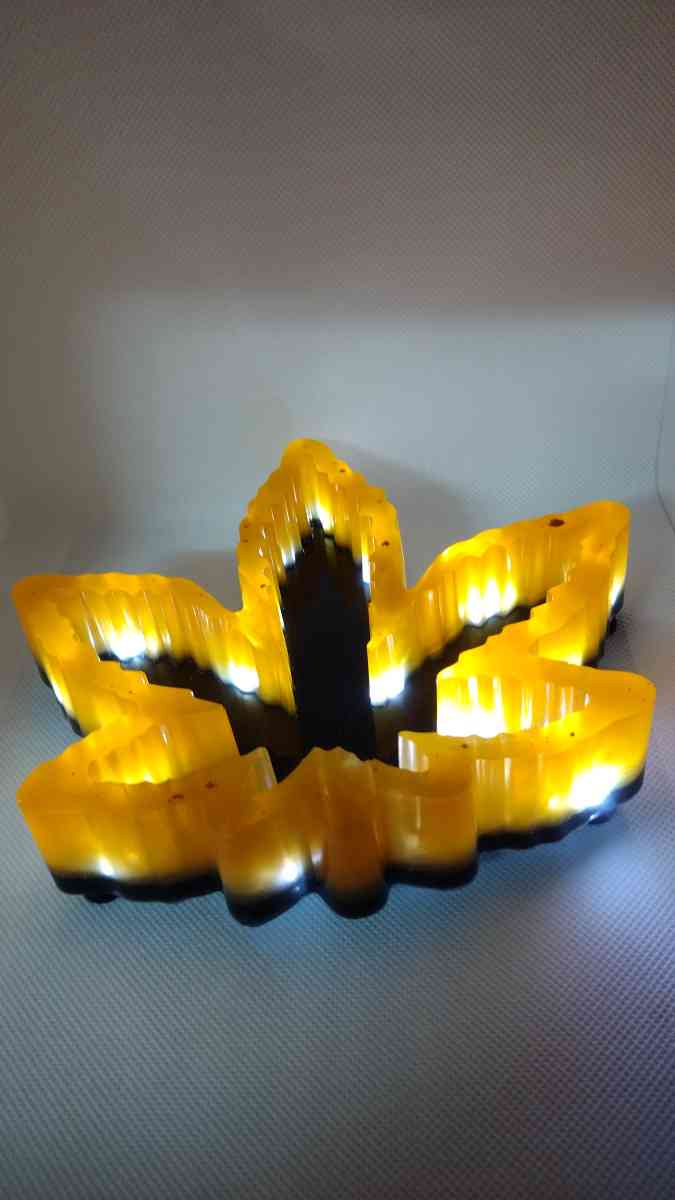 homemade resin light up ashtray - Vacaville, California - FleaMarketBay