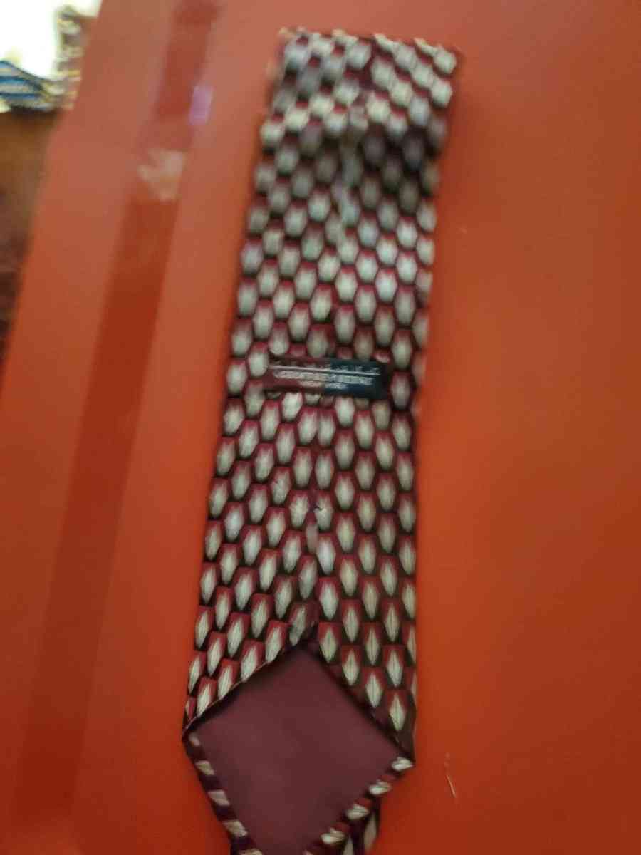 Jeffrey Beene New York tie 56 inches long Bottom of the tie - Altoona, Alabama - FleaMarketBay