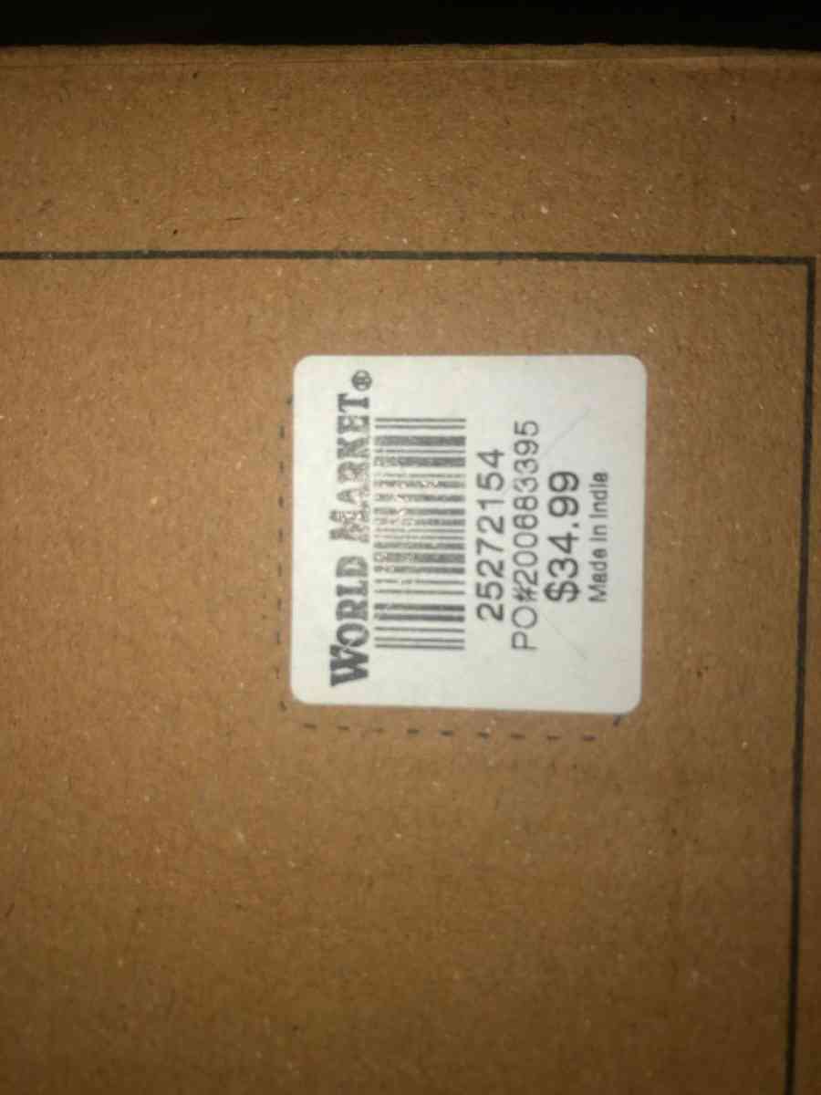 real wood shelves and brackets also sagavieh area rug - Renton, Washington - FleaMarketBay