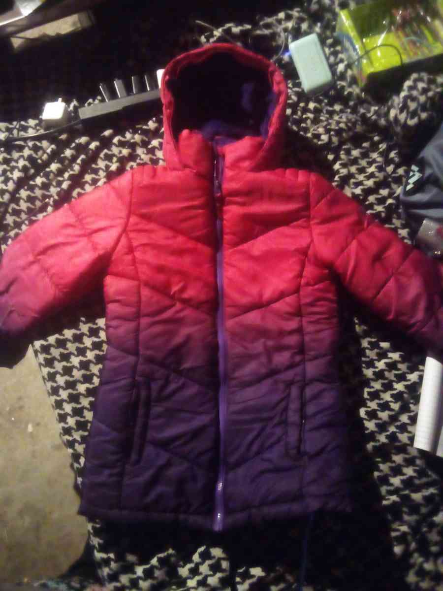 Weatherproof Girls Hooded Winter Coat - Perth Amboy, New Jersey - FleaMarketBay