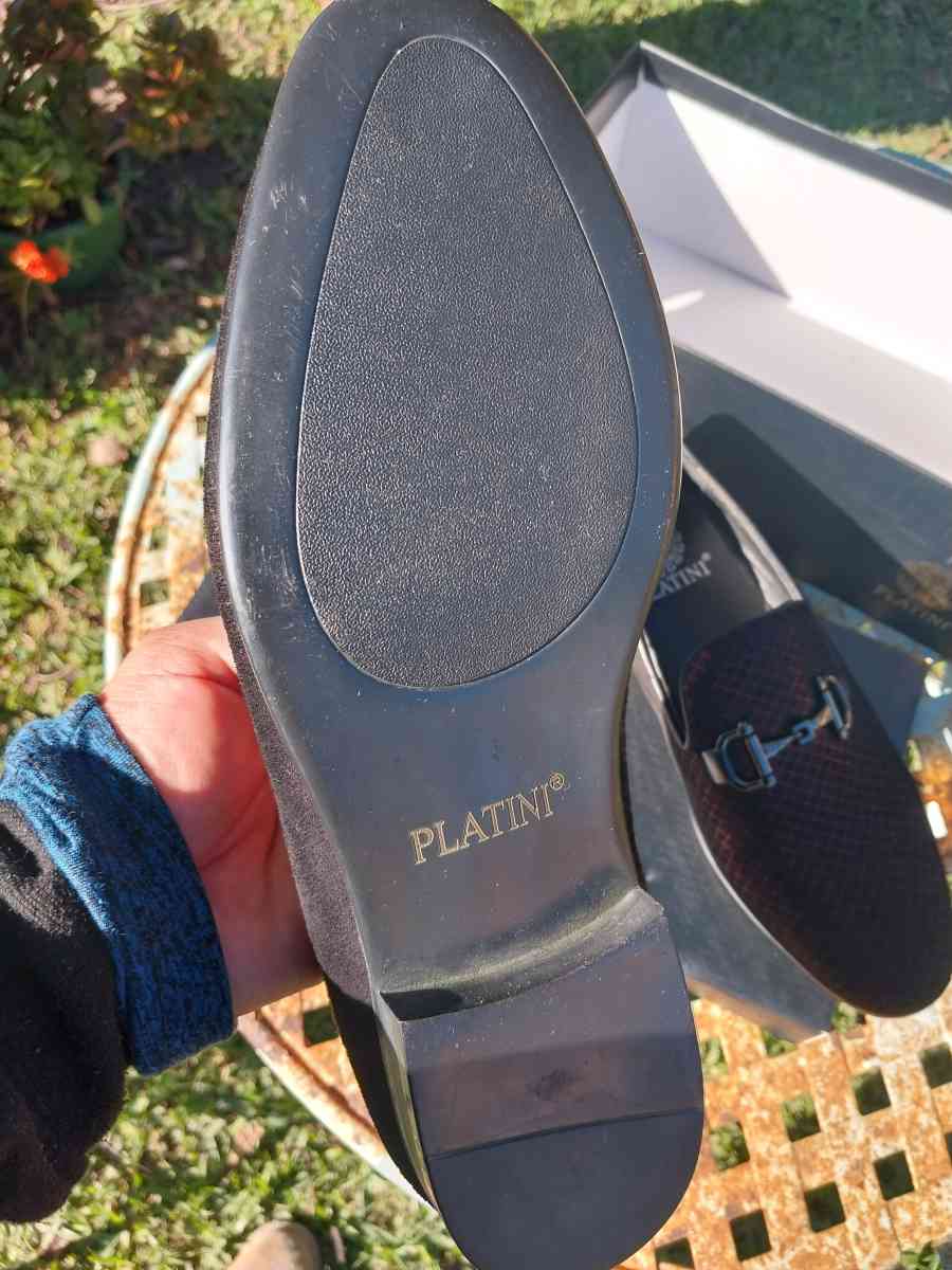 zapatos platini size 7 - Houston, Texas - FleaMarketBay