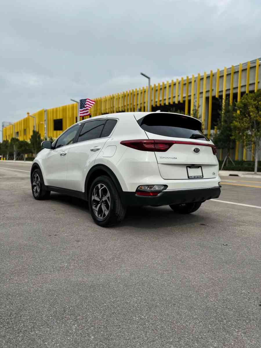 2020 KIA SPORTAGE  19200 millas  1800 down pay - Miami, Florida - FleaMarketBay