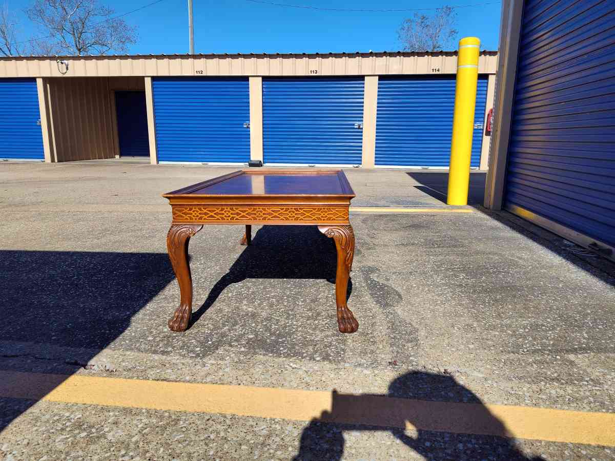 Baker Furniture Coffee Table - Bacliff, Texas - FleaMarketBay