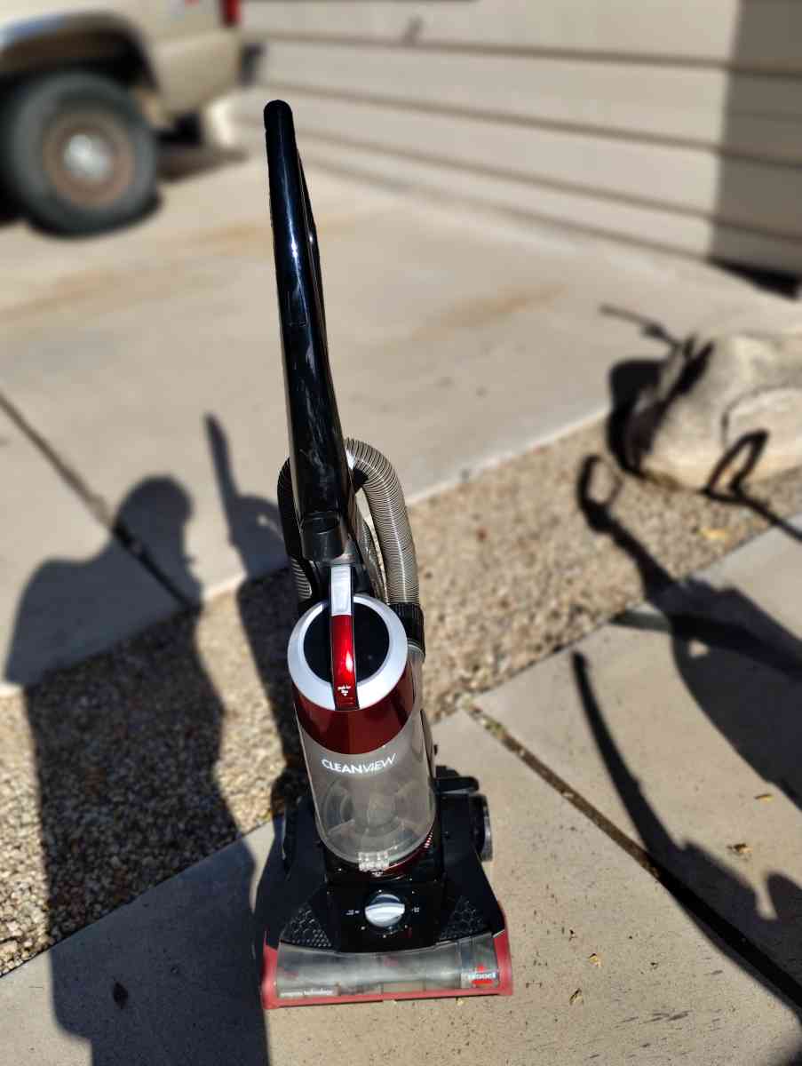 Bissell Bagless Vacuum Cleaners prices in description - Peoria, Arizona - FleaMarketBay