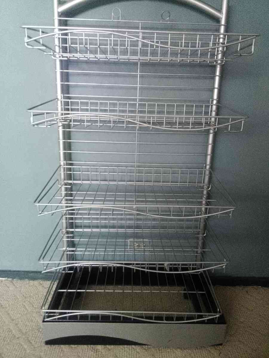metal shelving with removable and adjustable shelves - Berwyn, Illinois