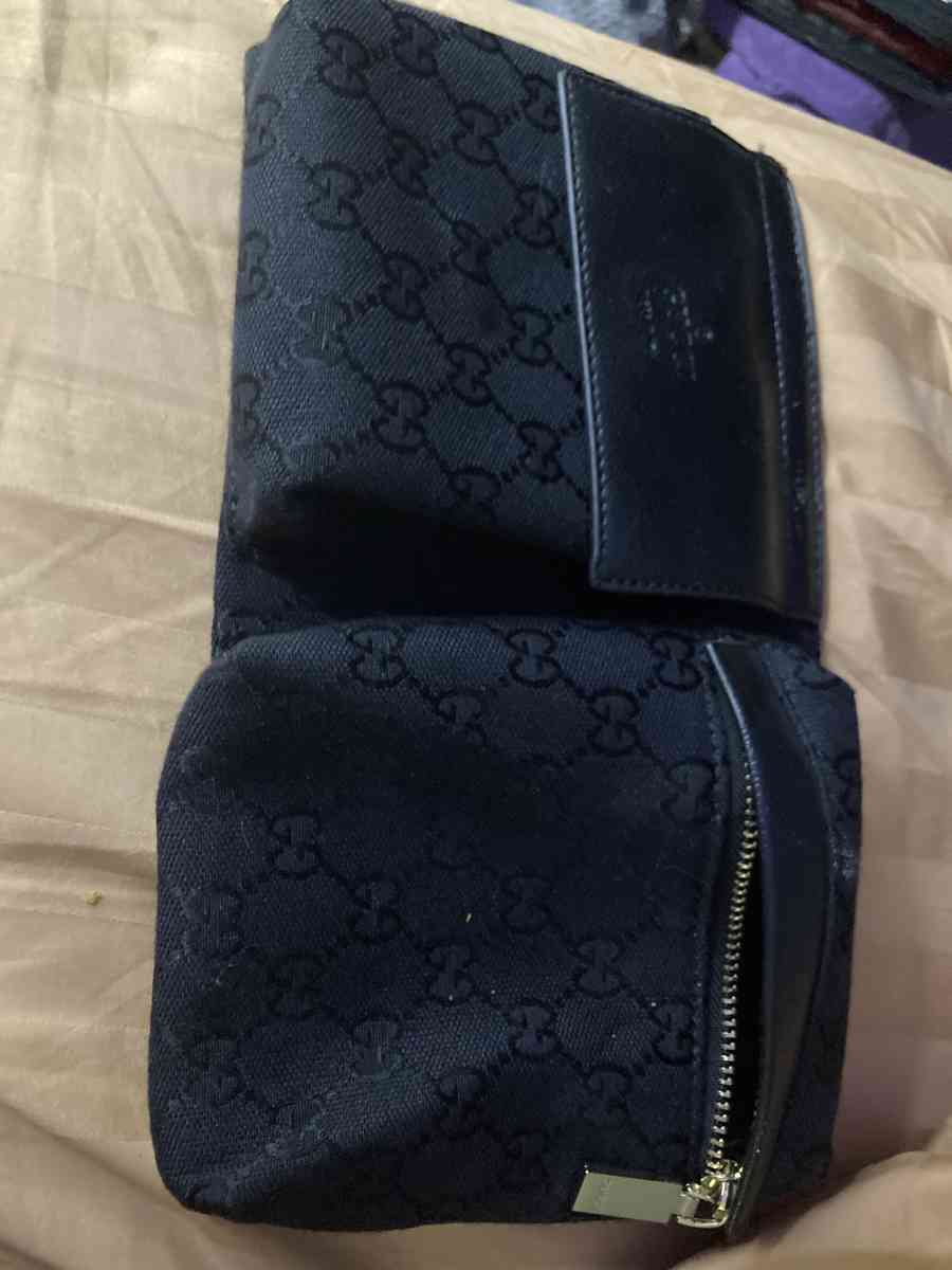 black handbag - Concord, North Carolina - FleaMarketBay