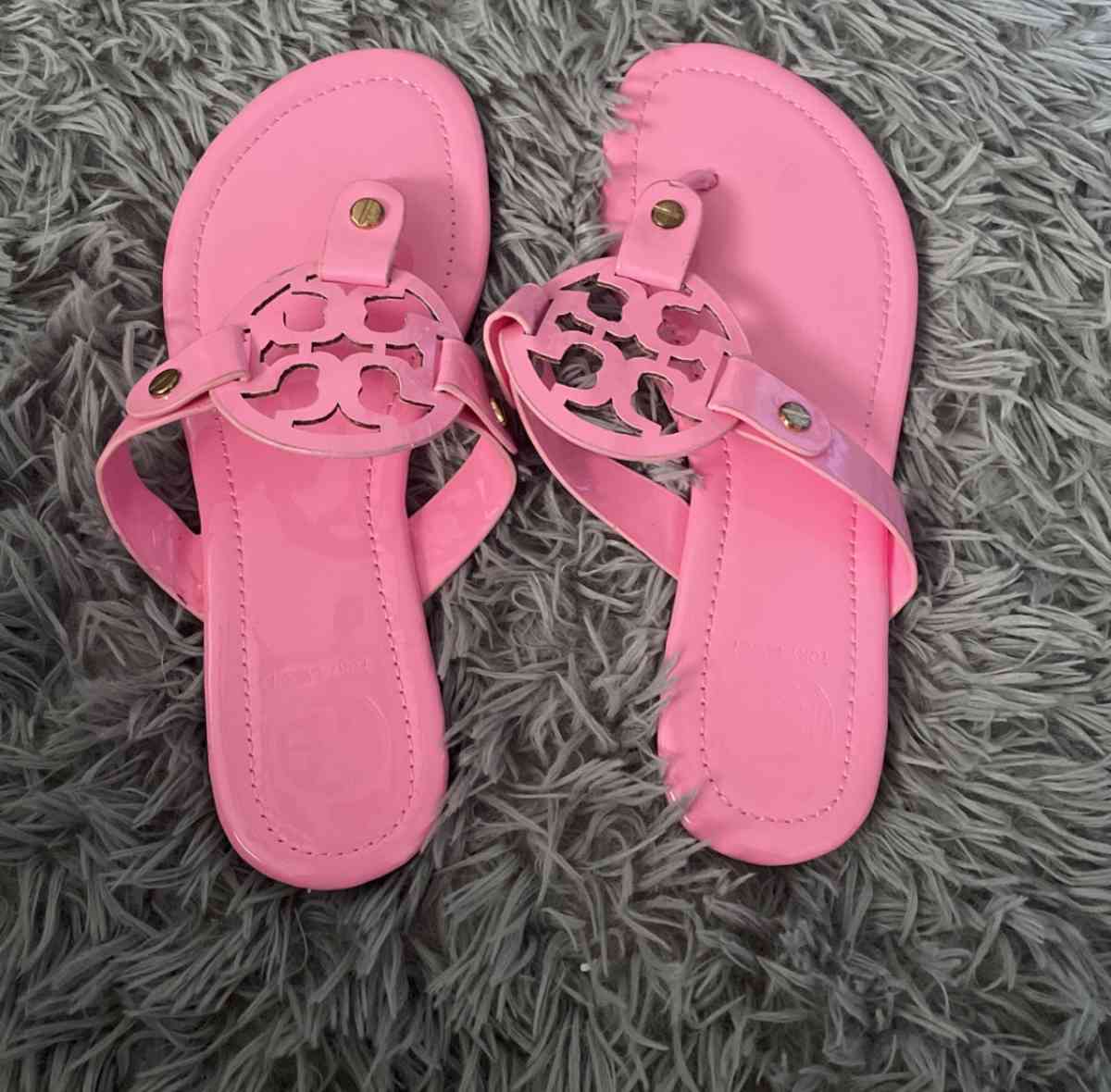 pink Tory Burch sandals - Saint Petersburg, Florida - FleaMarketBay