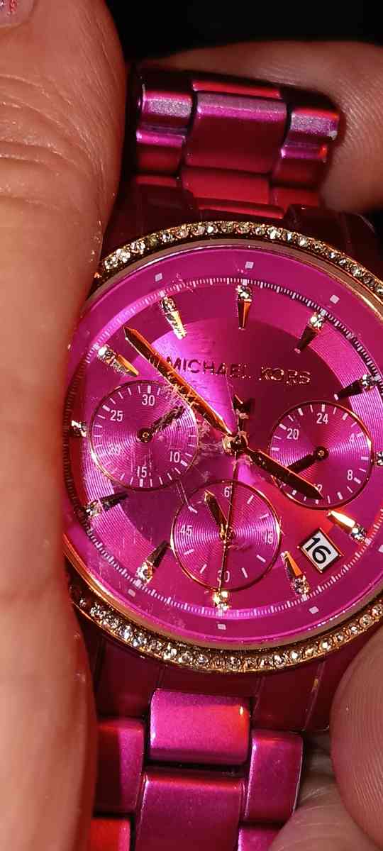 Michael kors pink watch - Corryton, Tennessee - FleaMarketBay