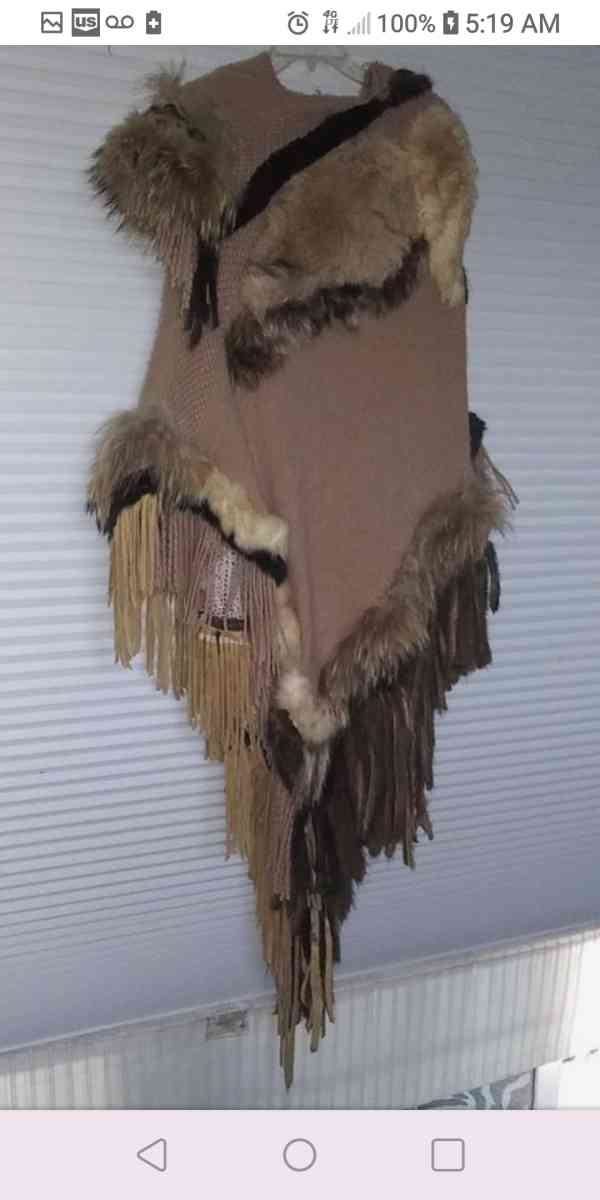 fox knit poncho - Palm Springs, California