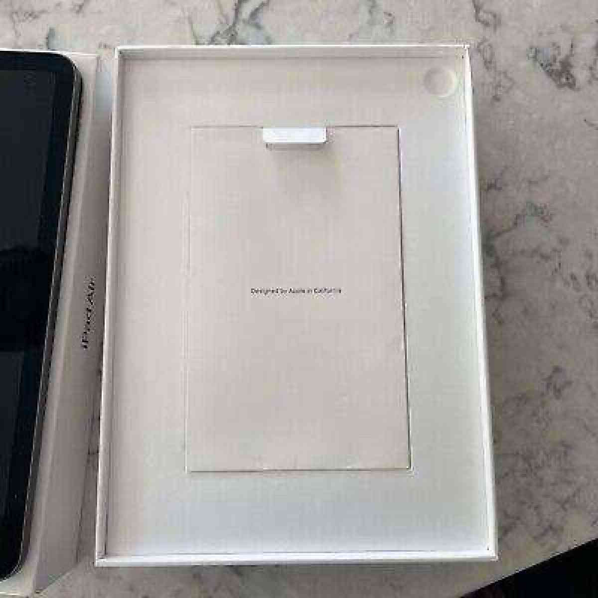 Apple iPad touch - Alicia, Arkansas - FleaMarketBay