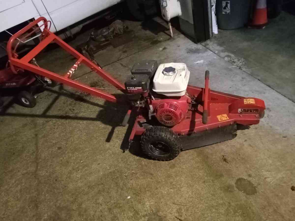 Stump grinder - Everett, Washington - FleaMarketBay