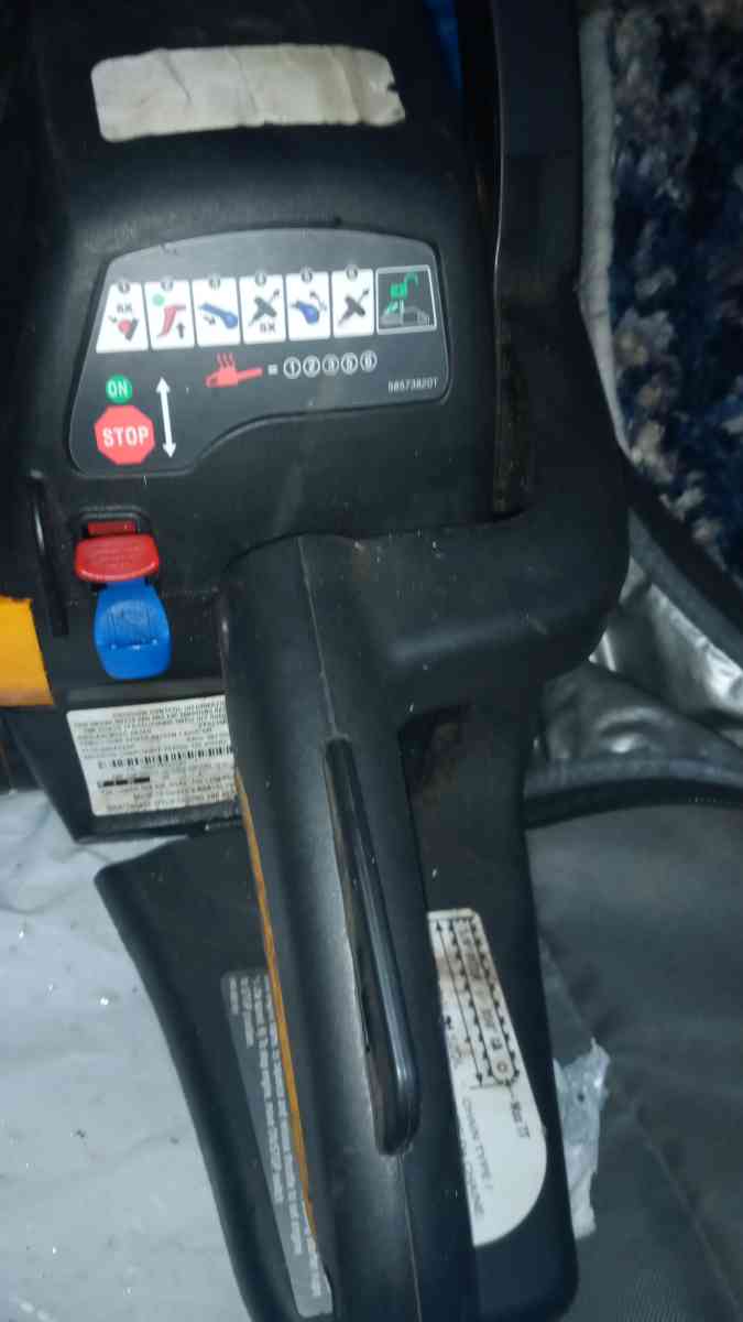 Poulan Pro chain saw pp4218a42cc - Spokane, Washington - FleaMarketBay