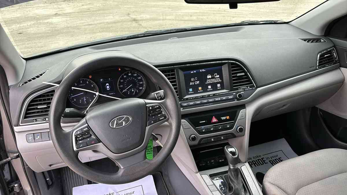 2018 Hyundai Elantra SEL - Savannah, Georgia - FleaMarketBay